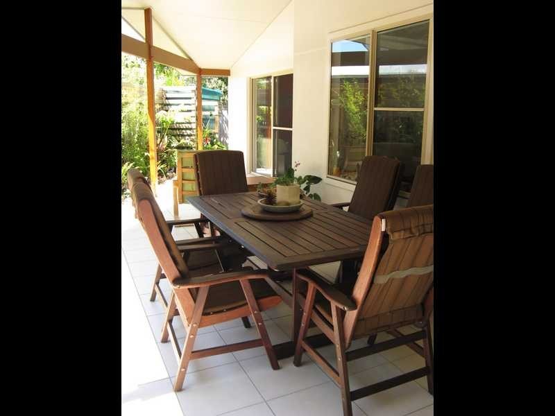 4/4 Halyard Court, Ocean Shores NSW 2483