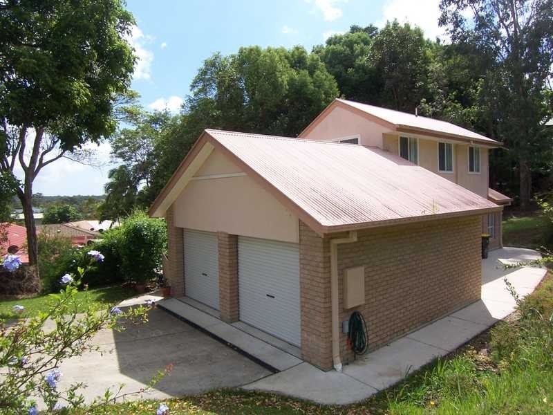 11 Walgooan Way, Ocean Shores NSW 2483