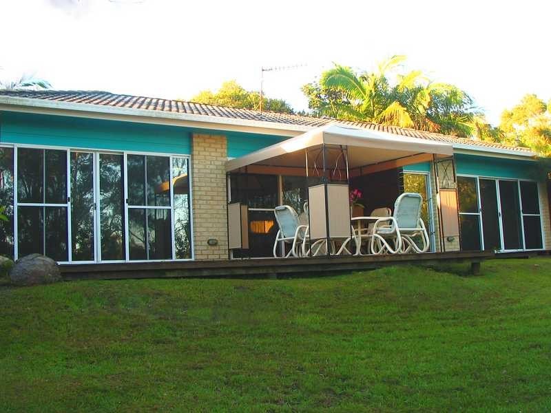 5 Berrimbillah Court, Ocean Shores NSW 2483