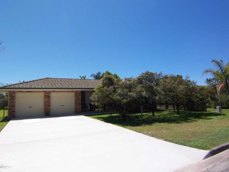 169 Shara Boulevard, Ocean Shores NSW 2483