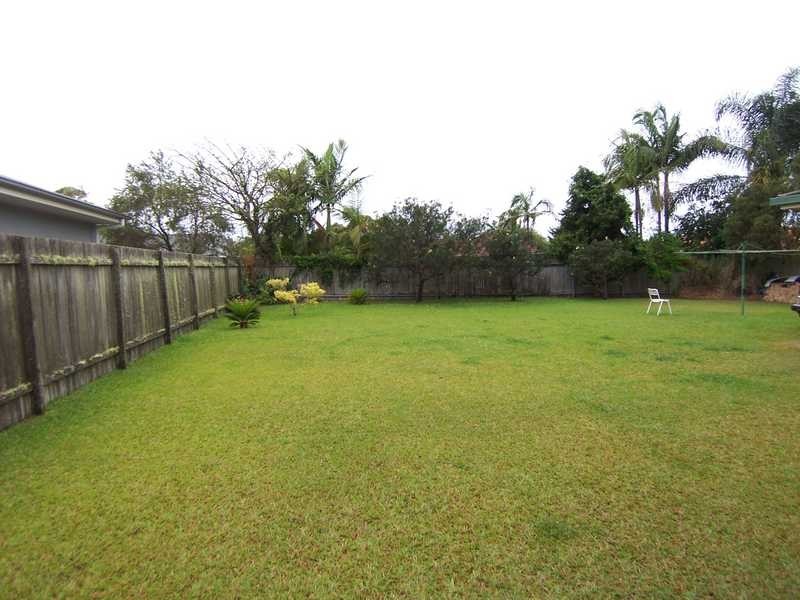 169 Shara Boulevard, Ocean Shores NSW 2483