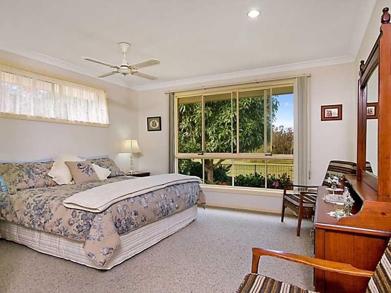 74 Balemo Drive, Ocean Shores NSW 2483