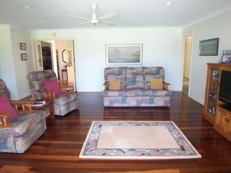 74 Balemo Drive, Ocean Shores NSW 2483