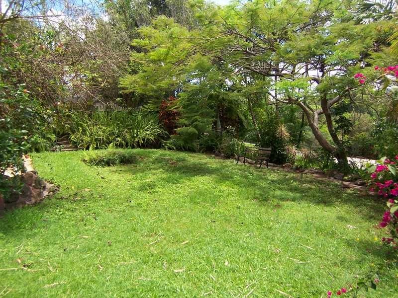 13 Bulgoon Crescent, Ocean Shores NSW 2483