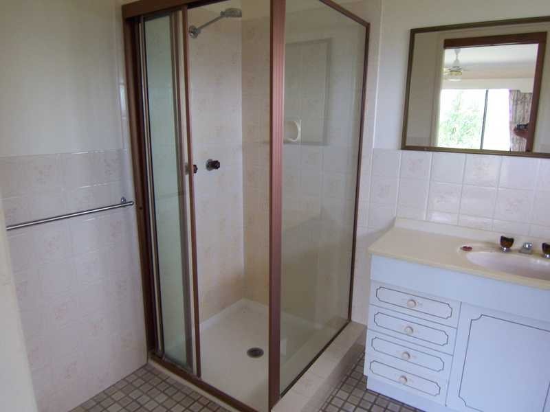 13 Bulgoon Crescent, Ocean Shores NSW 2483