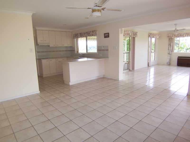 13 Bulgoon Crescent, Ocean Shores NSW 2483