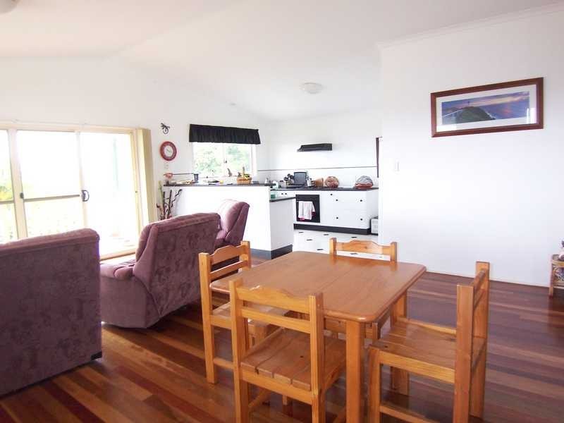 25 Banool Circuit, Ocean Shores NSW 2483
