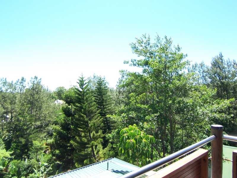 9 Namoi Glen, Ocean Shores NSW 2483