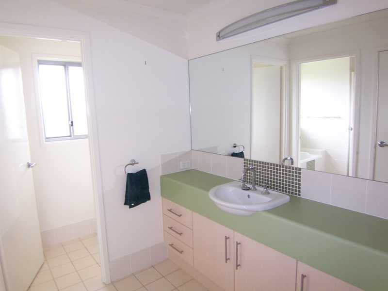 7 Palmer Avenue, Ocean Shores NSW 2483