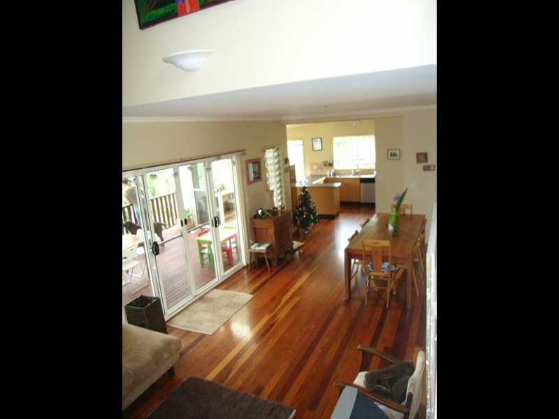 20 Jarrah Crescent, Ocean Shores NSW 2483