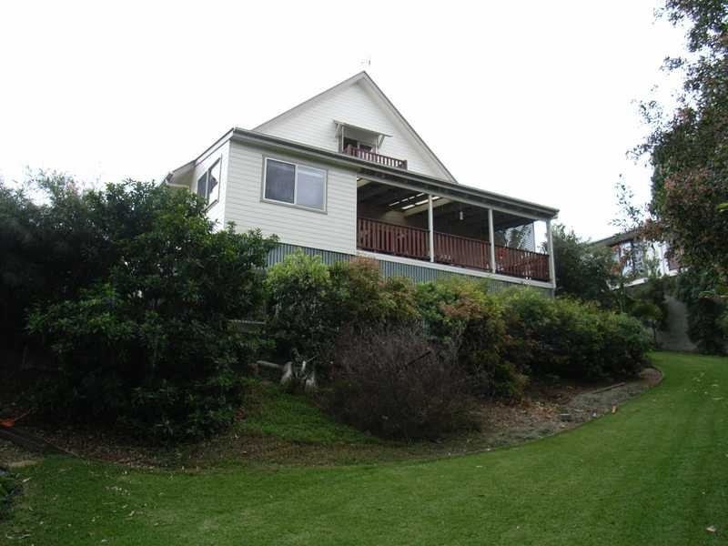 20 Jarrah Crescent, Ocean Shores NSW 2483