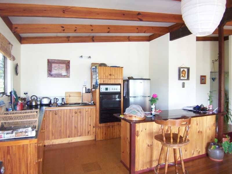 10 Rajah Road, Ocean Shores NSW 2483