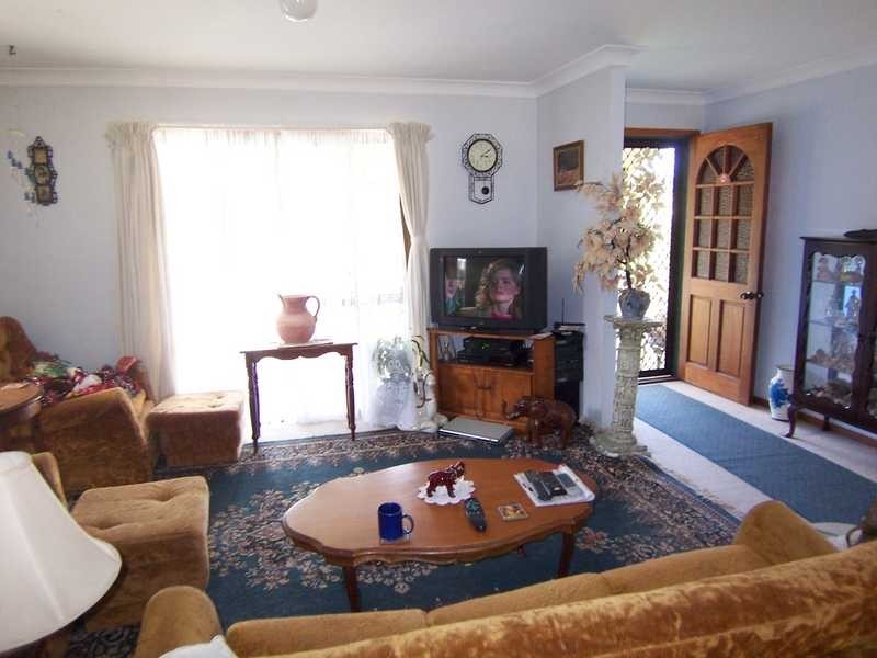 63 Rajah Road, Ocean Shores NSW 2483
