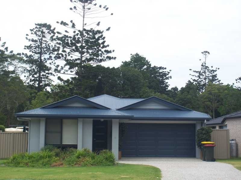 1/54 Rajah Road, Ocean Shores NSW 2483