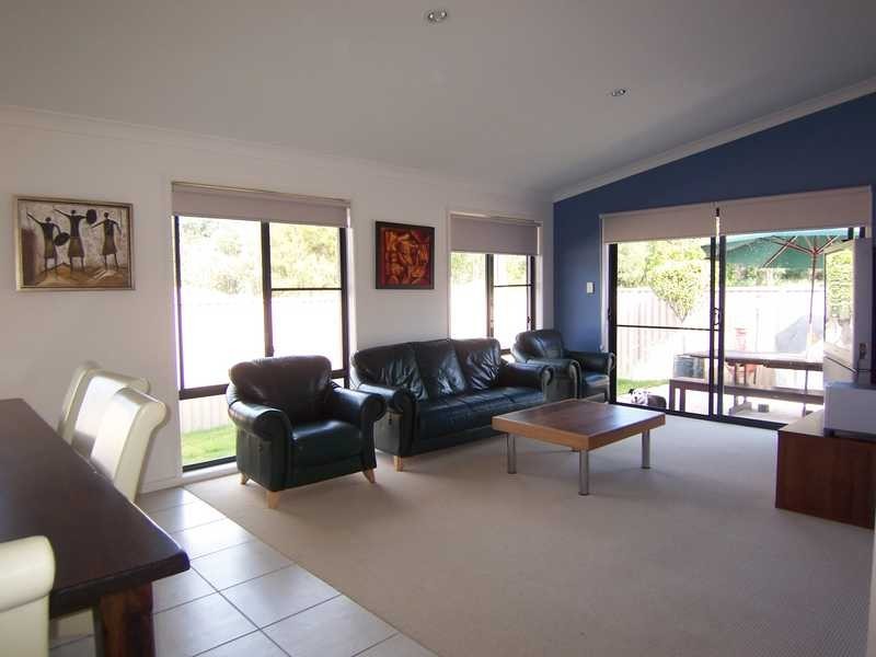 1/54 Rajah Road, Ocean Shores NSW 2483