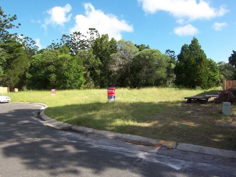 4 Gara Court, Ocean Shores NSW 2483