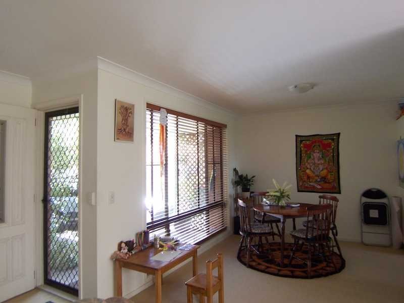 8 Natan Court, Ocean Shores NSW 2483