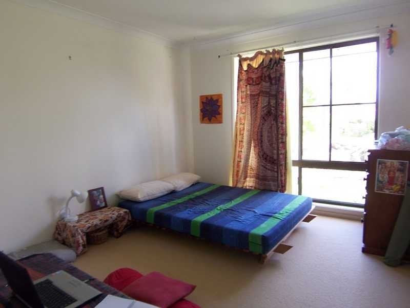 8 Natan Court, Ocean Shores NSW 2483