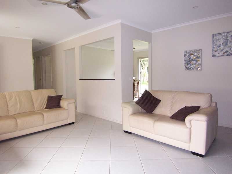 8 Tin Bin Way, Ocean Shores NSW 2483