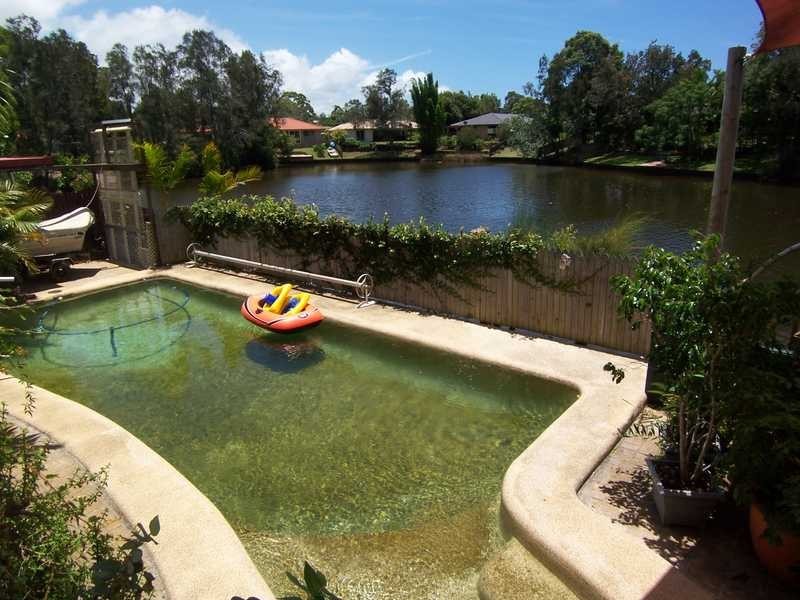 4 Larelar Court, Ocean Shores NSW 2483