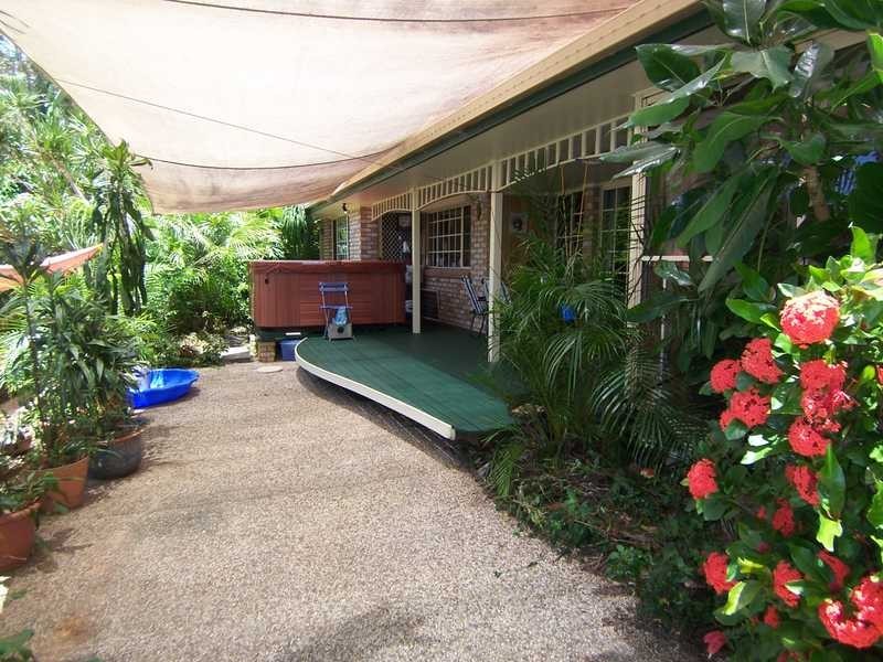 4 Larelar Court, Ocean Shores NSW 2483