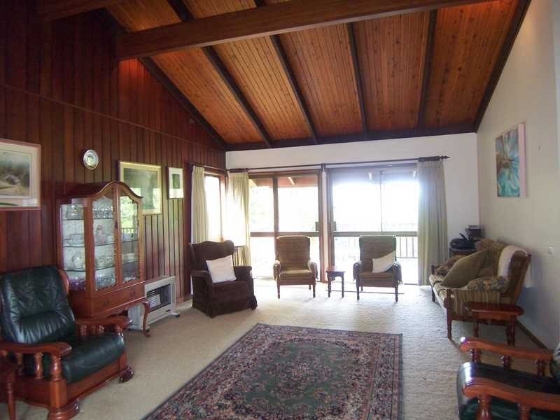 20 Warrambool Road, Ocean Shores NSW 2483