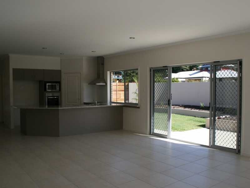 52A Rajah Road, Ocean Shores NSW 2483