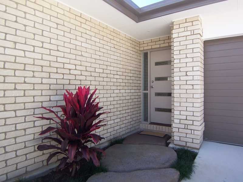 52A Rajah Road, Ocean Shores NSW 2483