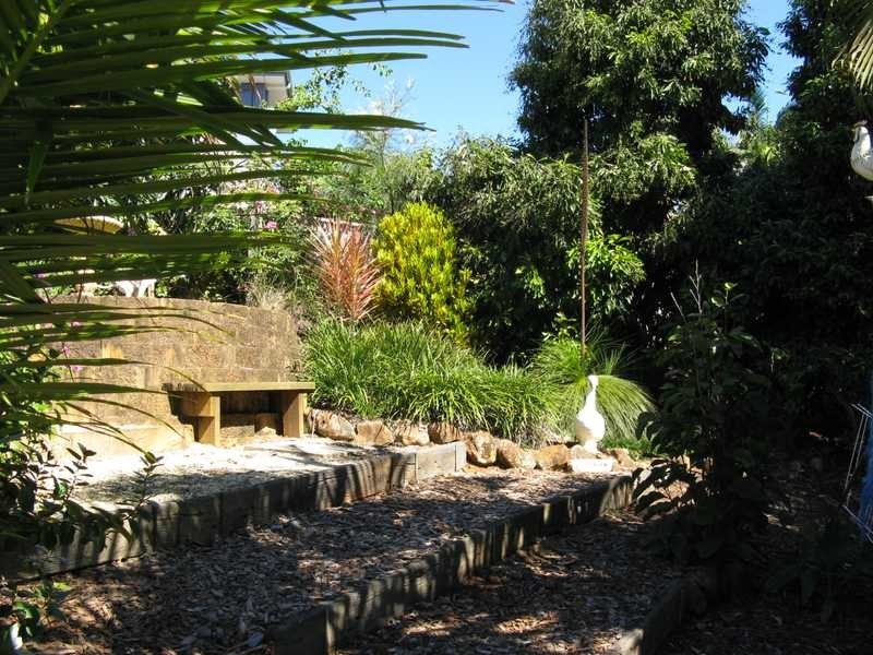 5 Wirruna Avenue, Ocean Shores NSW 2483