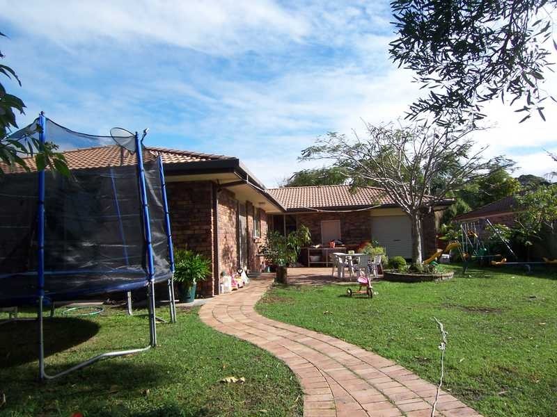 157 Shara Blvd, Ocean Shores NSW 2483