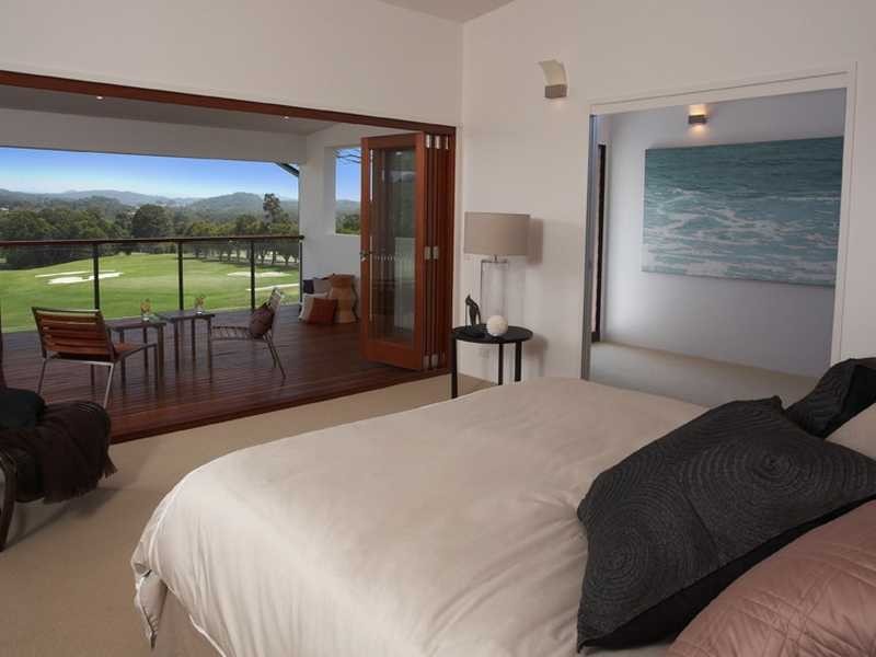 1 Langi Place, Ocean Shores NSW 2483