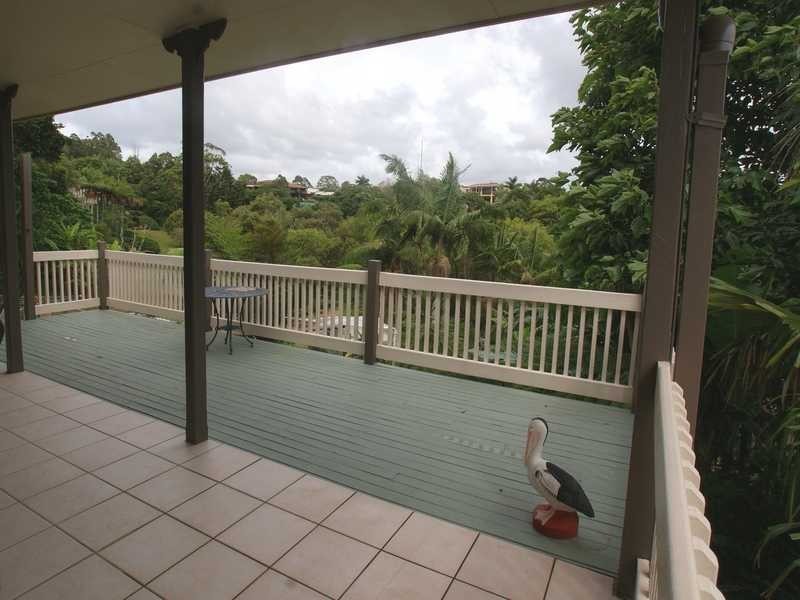 9 Wirruna Avenue, Ocean Shores NSW 2483