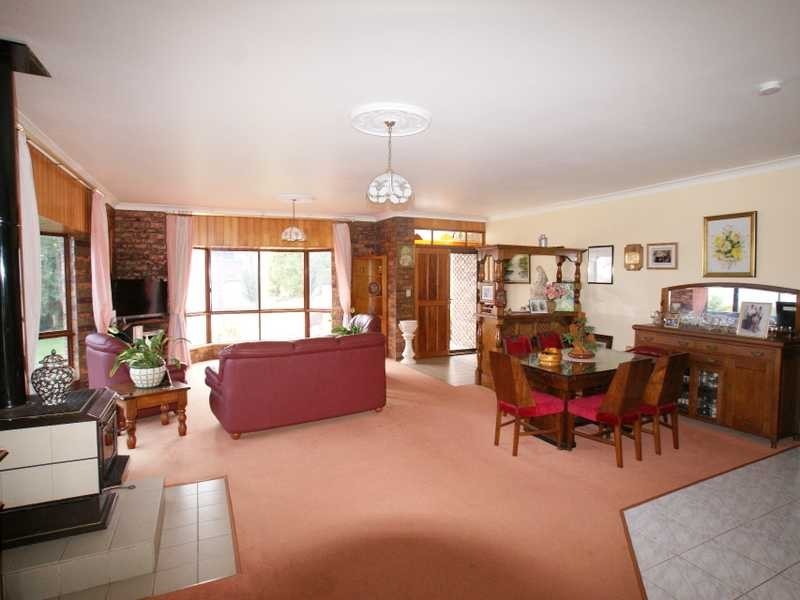 9 Wirruna Avenue, Ocean Shores NSW 2483