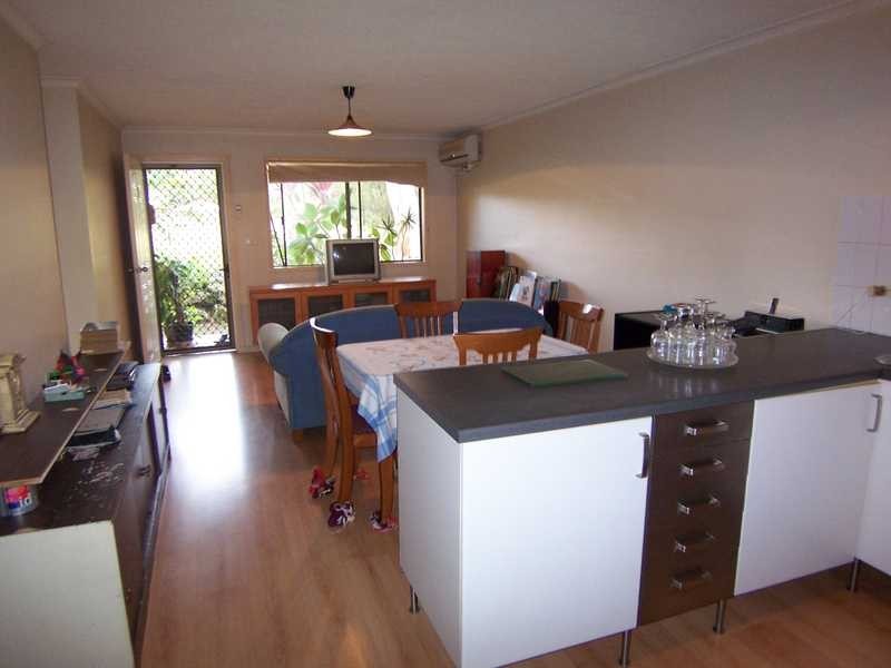 2/2 Arika Avenue, Ocean Shores NSW 2483