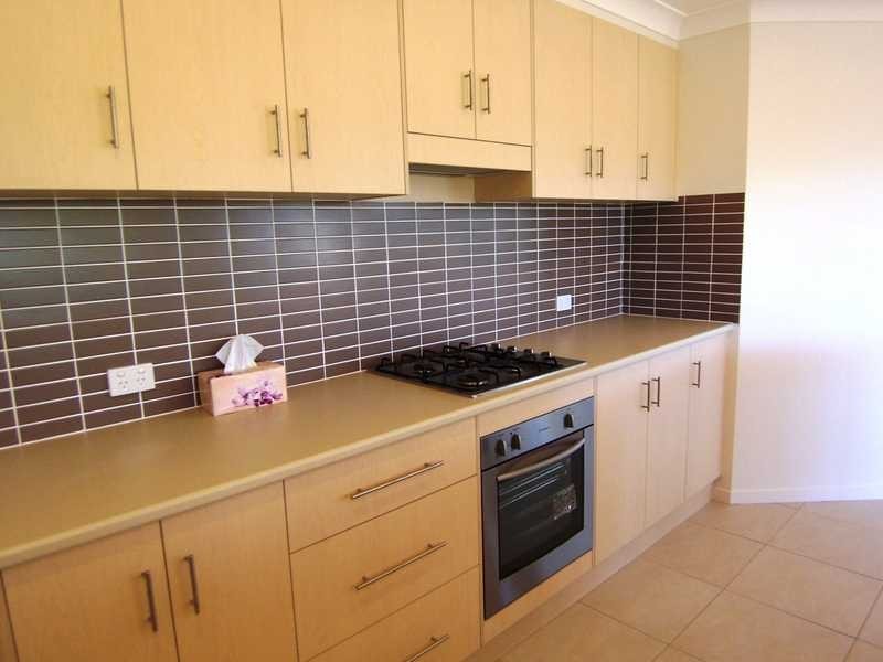 2/1 Coomburra Crescent, Ocean Shores NSW 2483