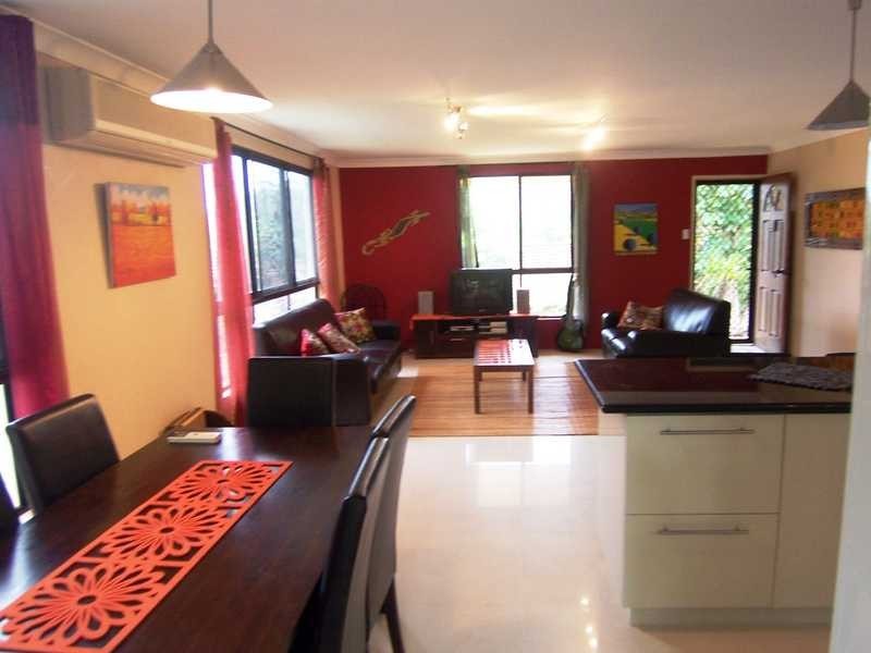 6 Kumbellin Glen, Ocean Shores NSW 2483