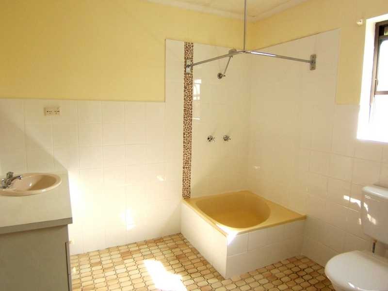 Unit/4/4 Durroon Court, Ocean Shores NSW 2483