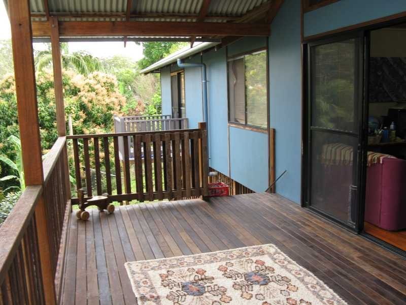 6 Paldi Court, Ocean Shores NSW 2483