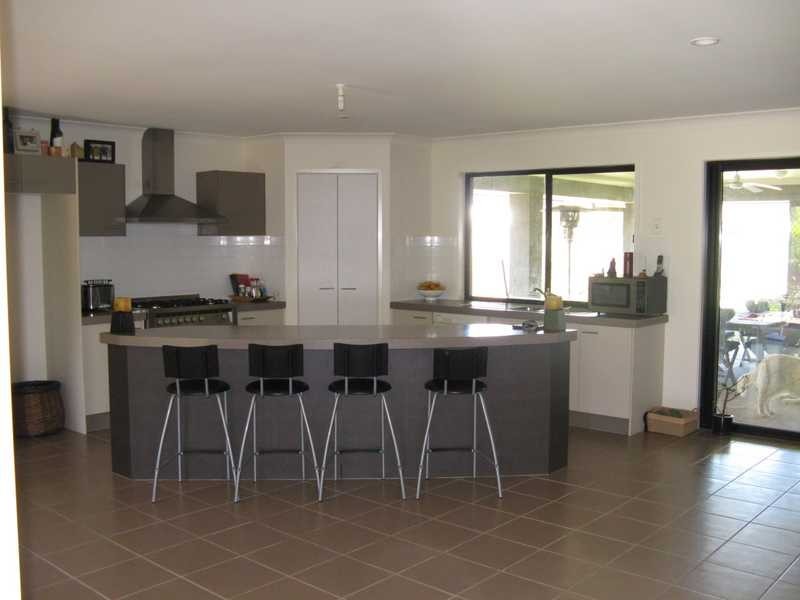 5 Palmer Avenue, Ocean Shores NSW 2483