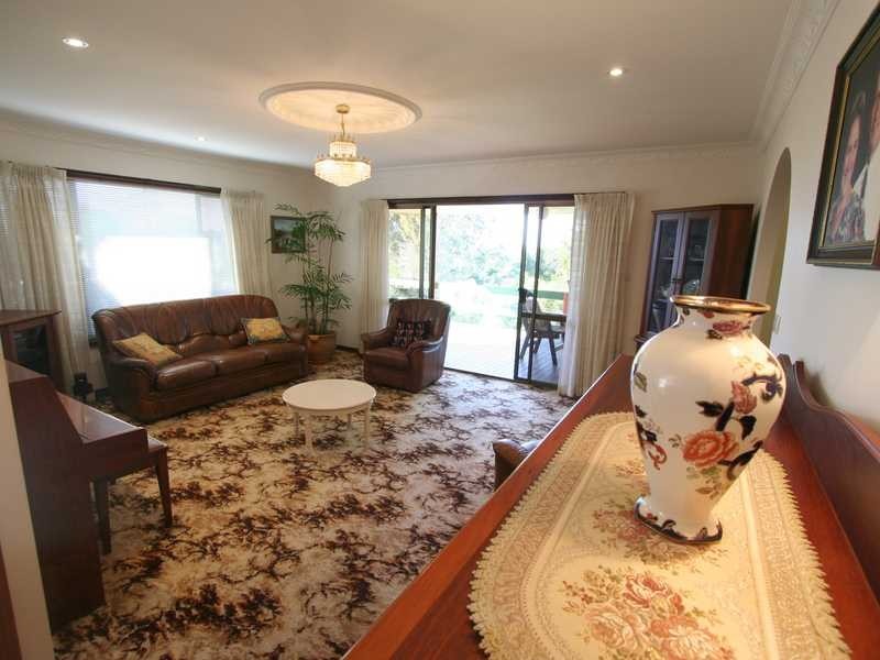 7 Yengarie Way, Ocean Shores NSW 2483