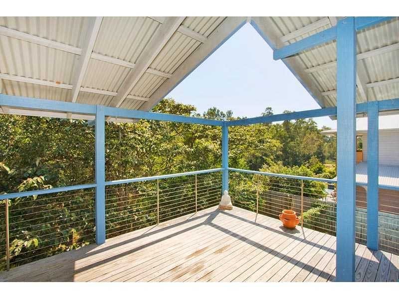 32 Mia Court, Ocean Shores NSW 2483