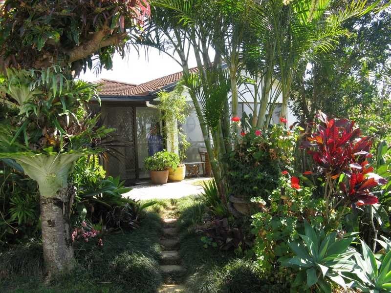 22 Goondooloo Drive, Ocean Shores NSW 2483