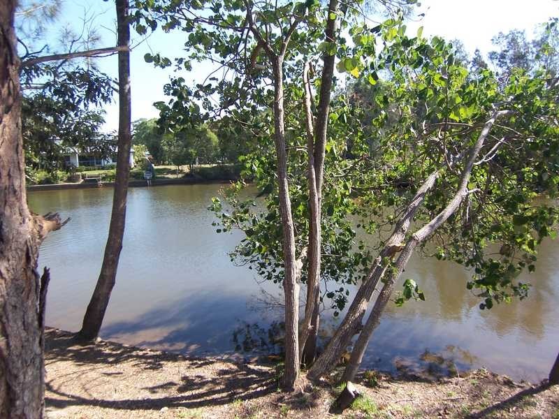 27 Natan Court, Ocean Shores NSW 2483