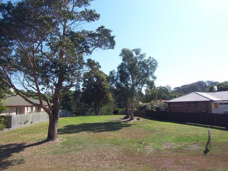 27 Natan Court, Ocean Shores NSW 2483