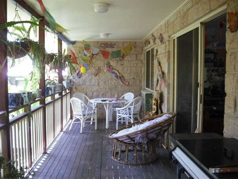 13 Mundurra Avenue, Ocean Shores NSW 2483