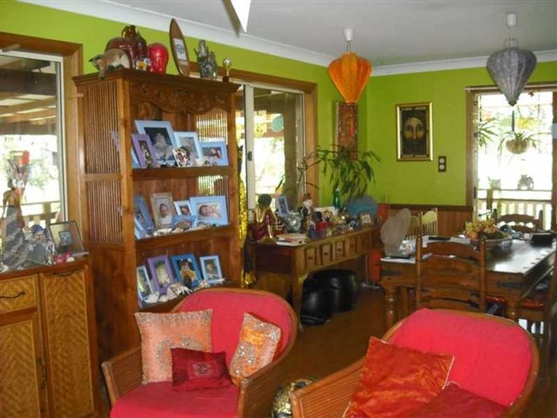 13 Mundurra Avenue, Ocean Shores NSW 2483