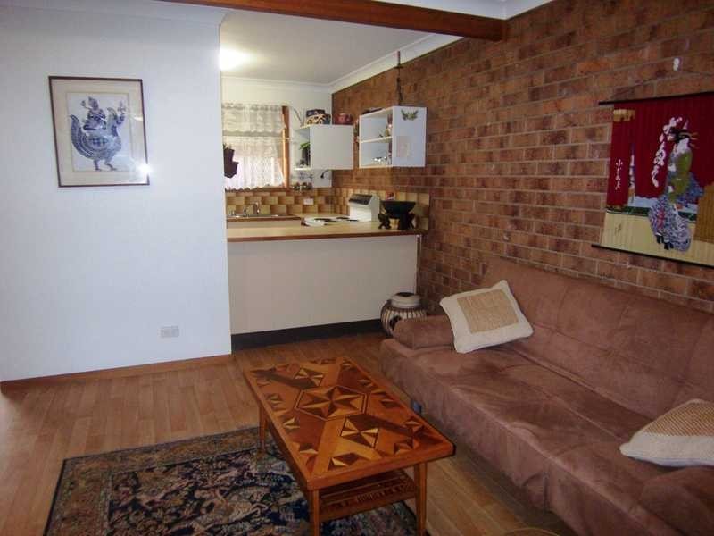 Unit/2/1 Bindaree Way, Ocean Shores NSW 2483