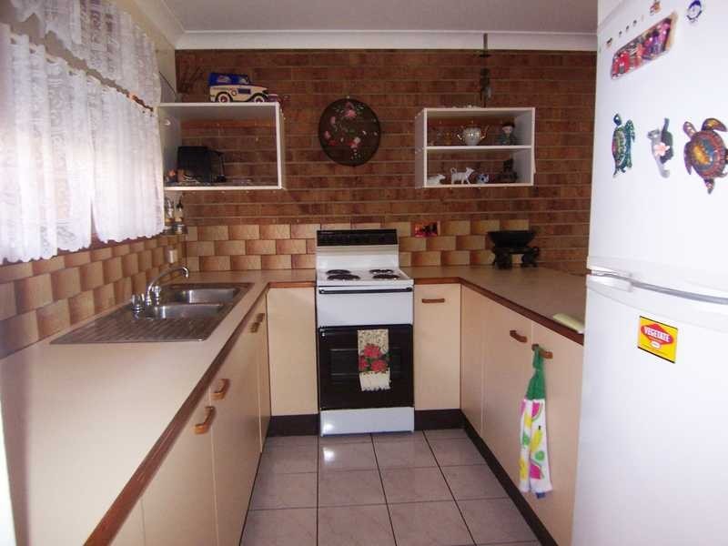 Unit/2/1 Bindaree Way, Ocean Shores NSW 2483