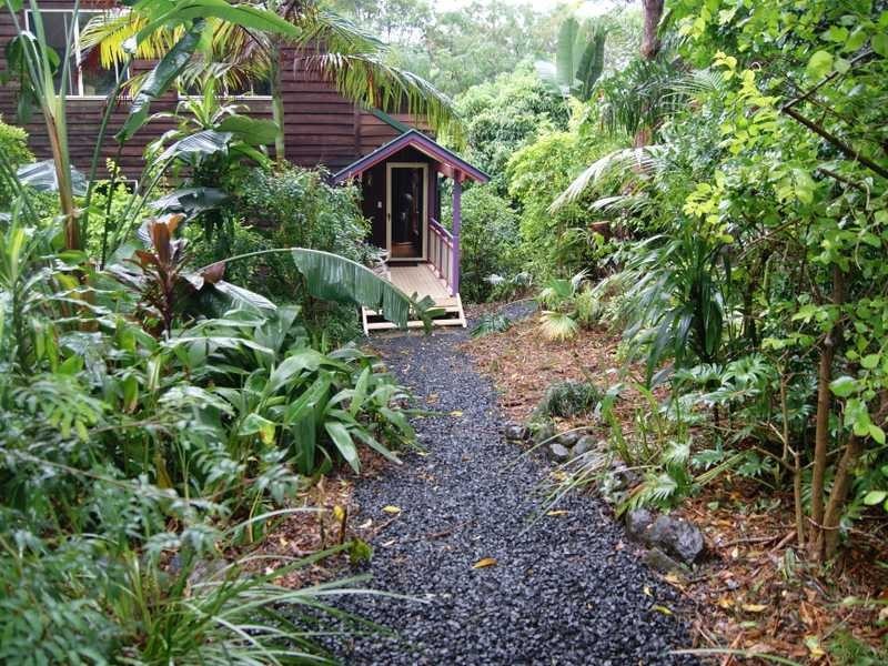 5 Dyum Place, Ocean Shores NSW 2483