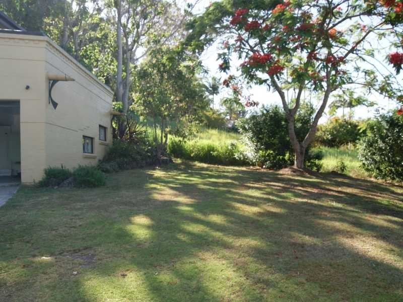 23 Yamble Drive, Ocean Shores NSW 2483